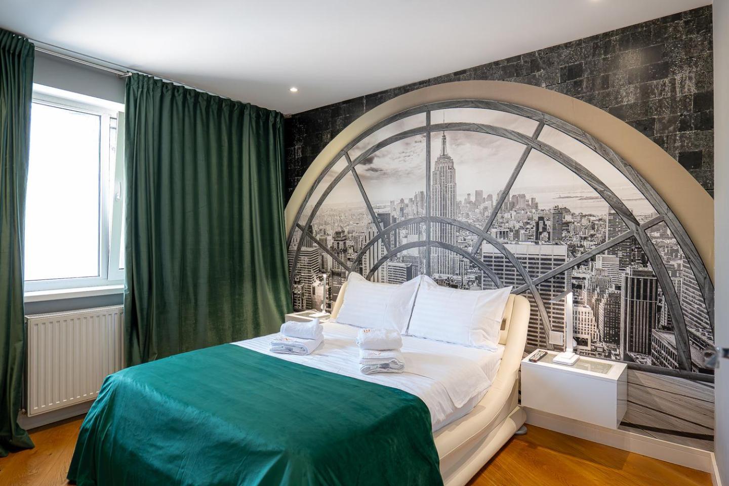 Old Town - Euroeastventures Luxury Properties Bukares Bagian luar foto
